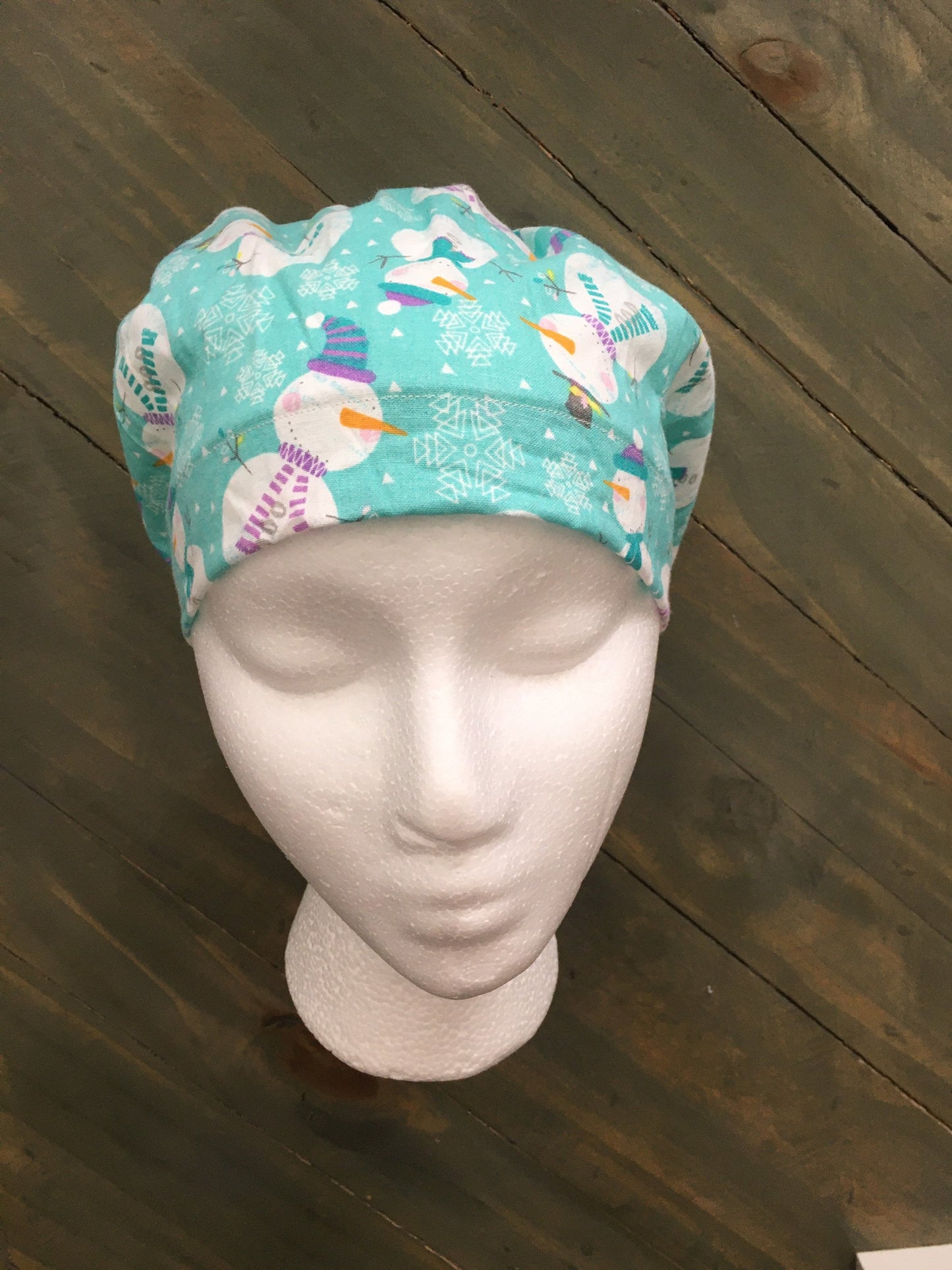 Snowflakes and snowmen euro/bouffant style surgical hat