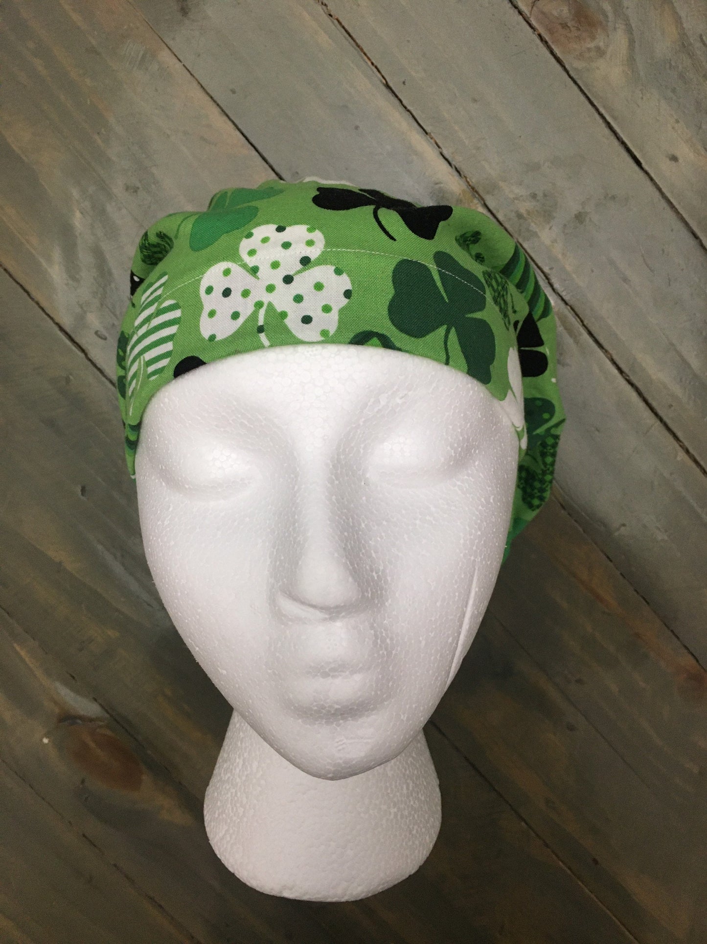 Four leaf clover euro/bouffant style surgical hat