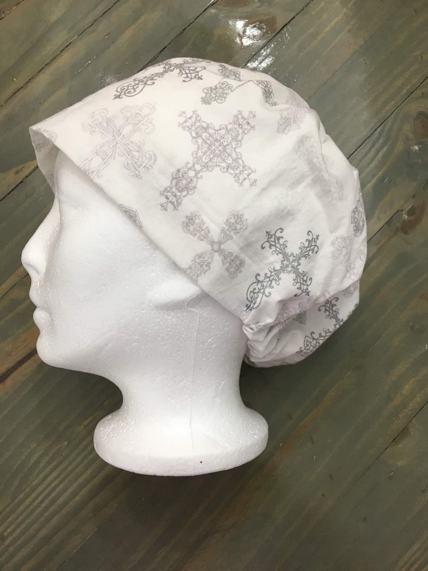 Crosses euro/bouffant style surgical hat