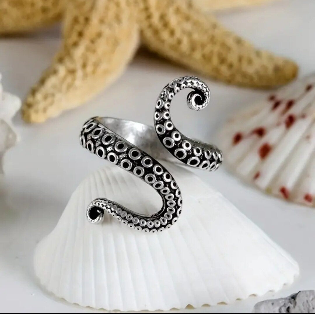 Metal Under the sea octopus adjustable ring