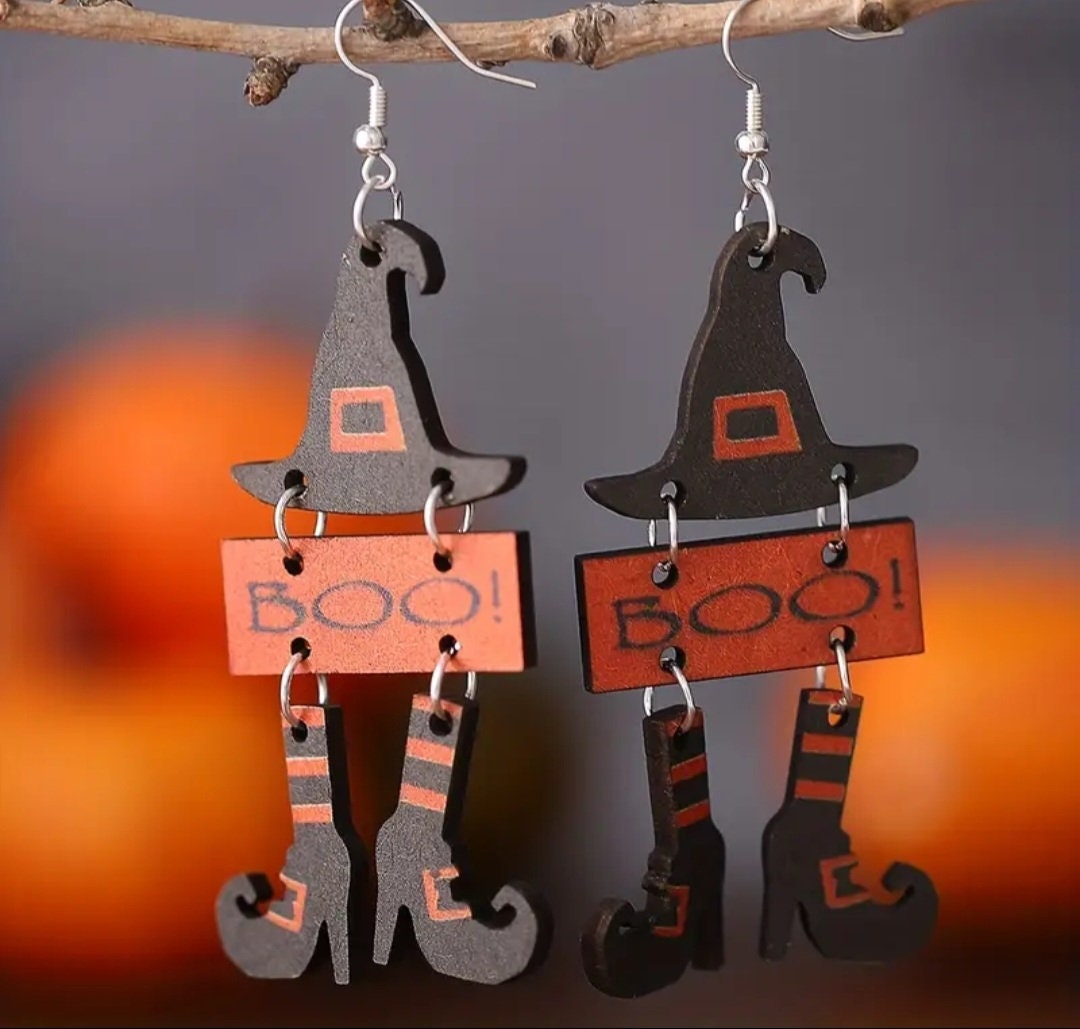 Witch "Boo" wooden earrings